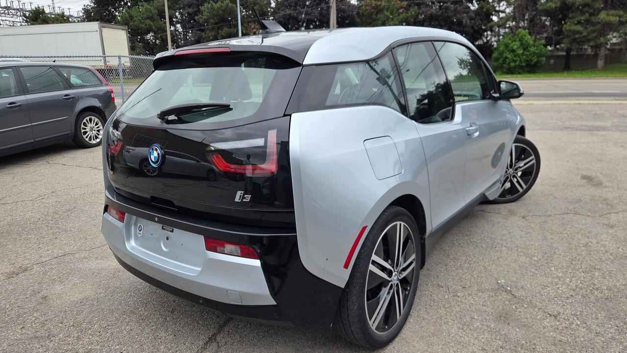 2014 BMW i3 4dr HB w/Range Extender - Photo #4