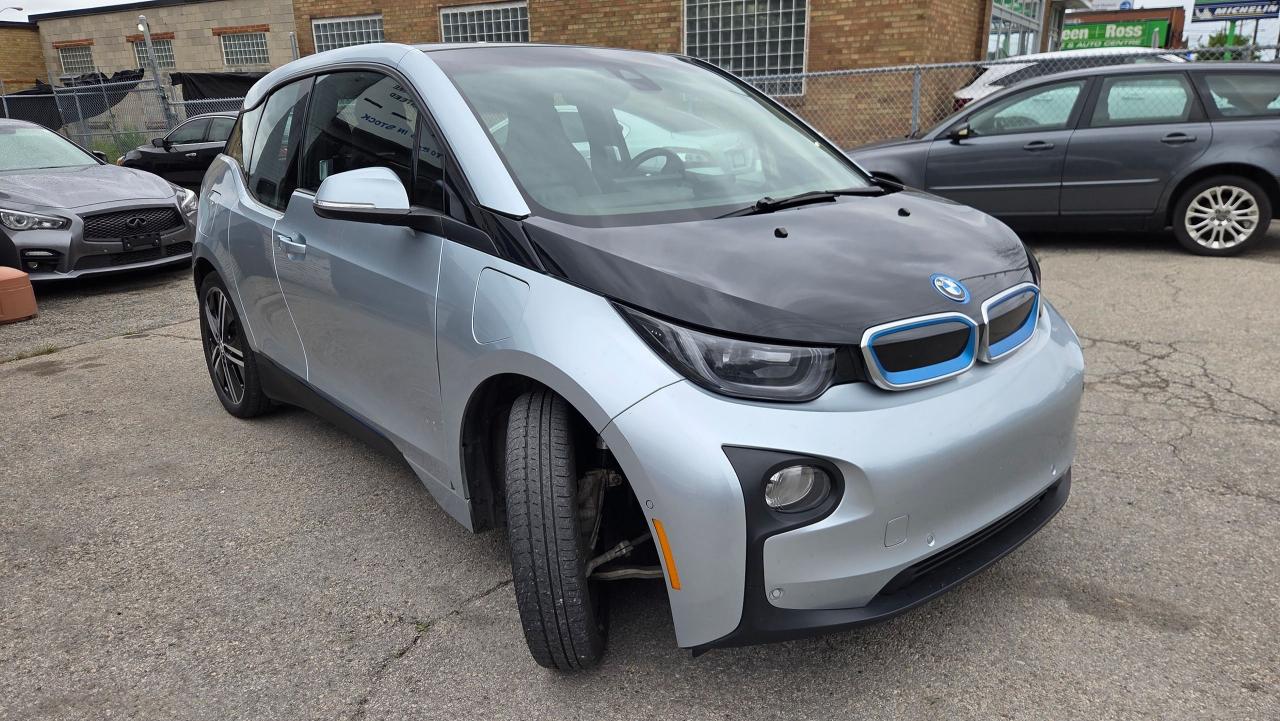 2014 BMW i3 4dr HB w/Range Extender - Photo #6