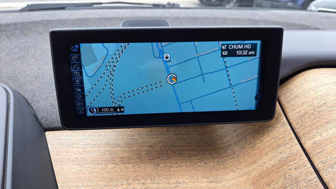 2014 BMW i3 4dr HB w/Range Extender - Photo #12