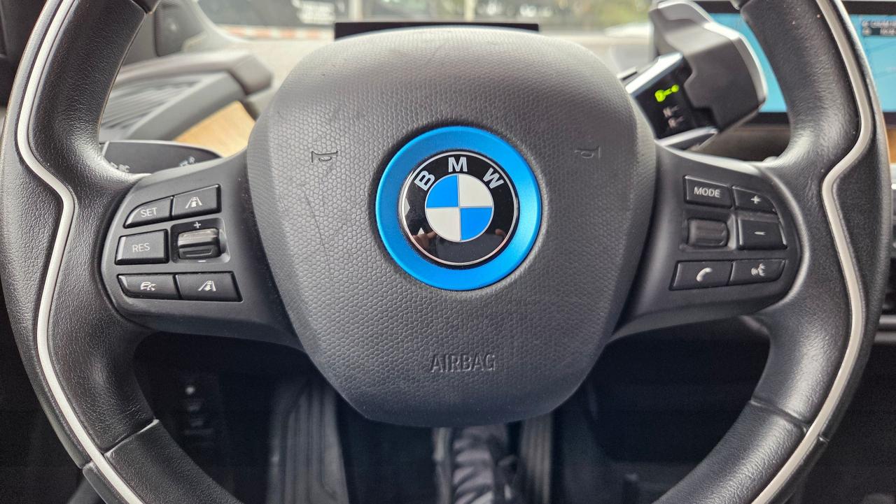 2014 BMW i3 4dr HB w/Range Extender - Photo #15