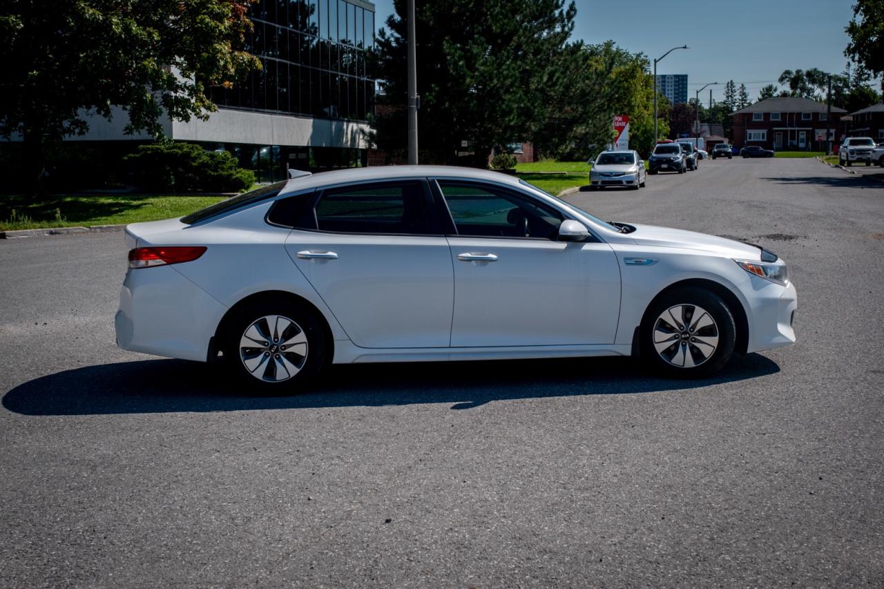 2017 Kia Optima Hybrid Premium Easy financing, fast approvals - Photo #5