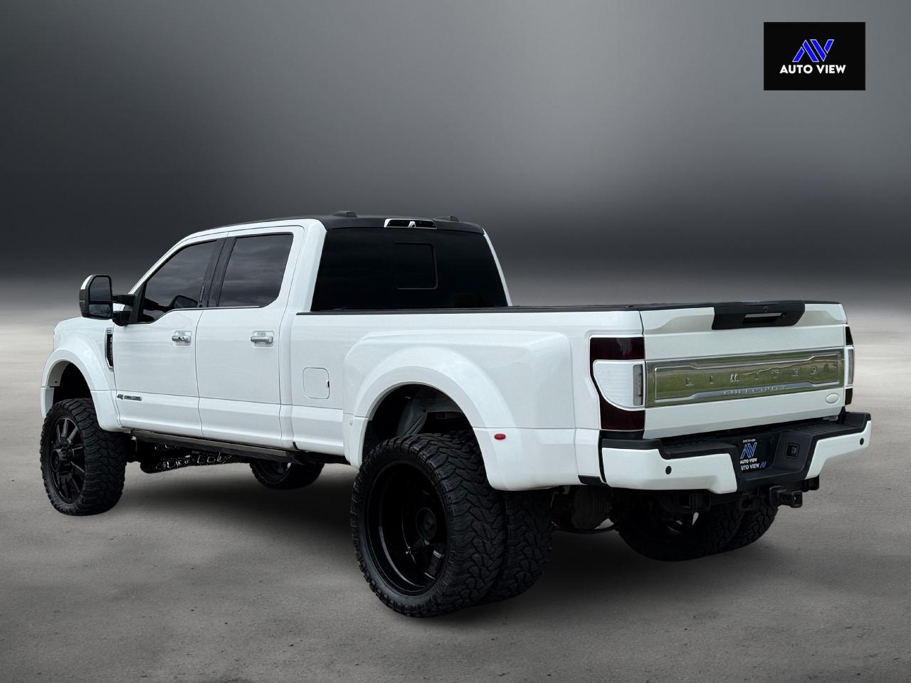 2020 Ford F-450 Limited **STRYKER LIFT / FOX SUSPENSION** - Photo #7