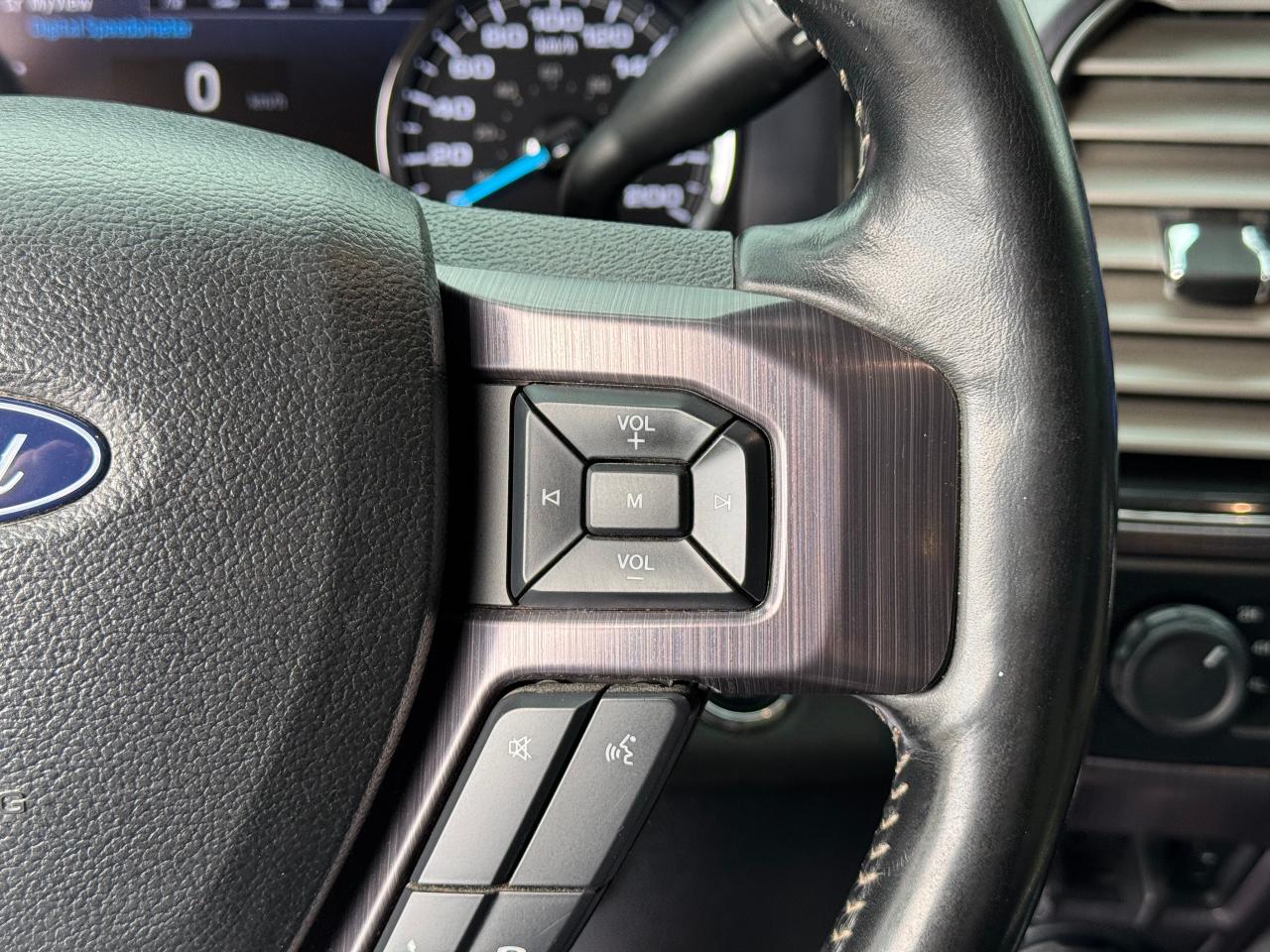 2020 Ford F-450 Limited **STRYKER LIFT / FOX SUSPENSION** - Photo #27