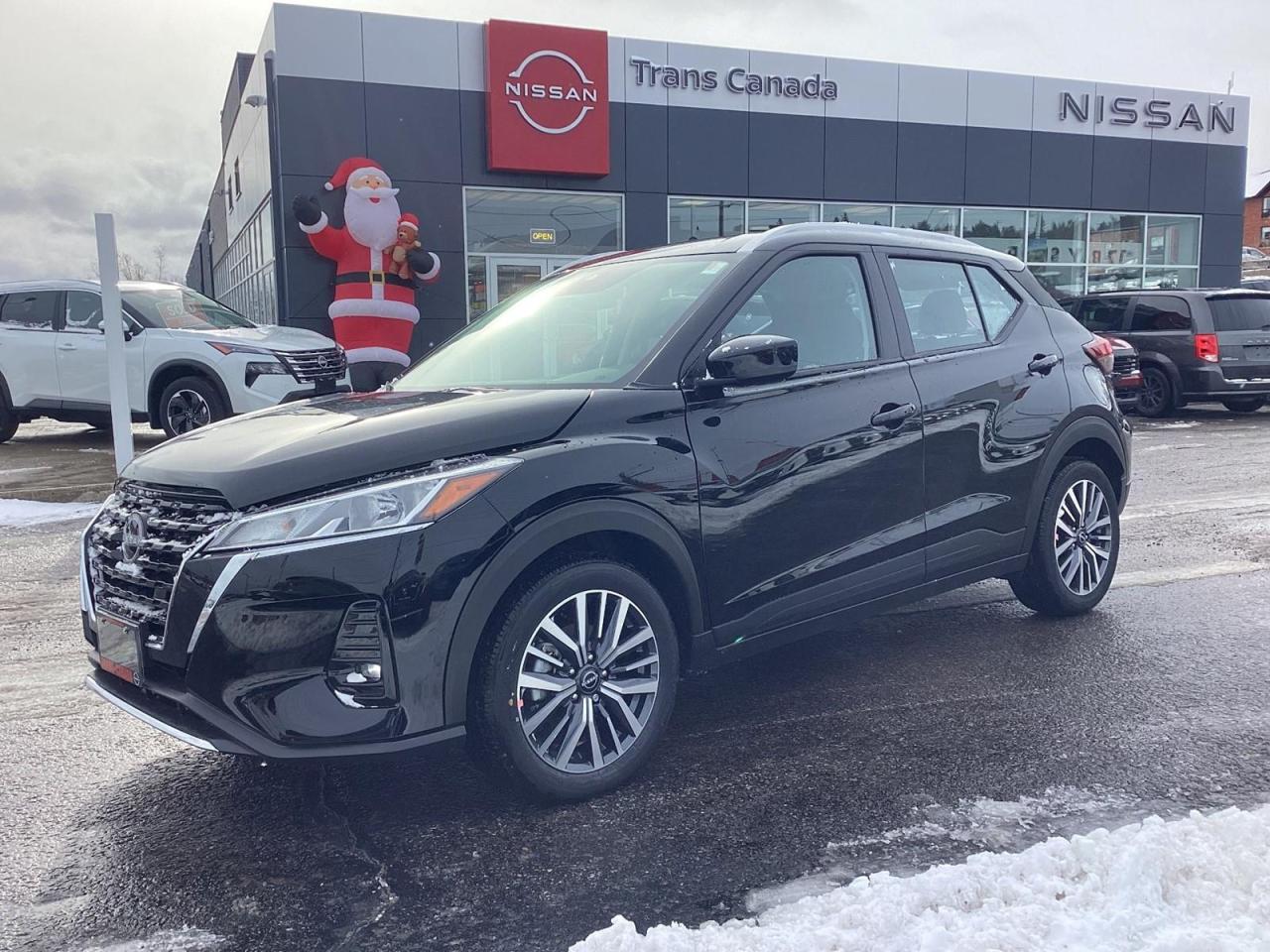 2025 Nissan Kicks Play SV Photo