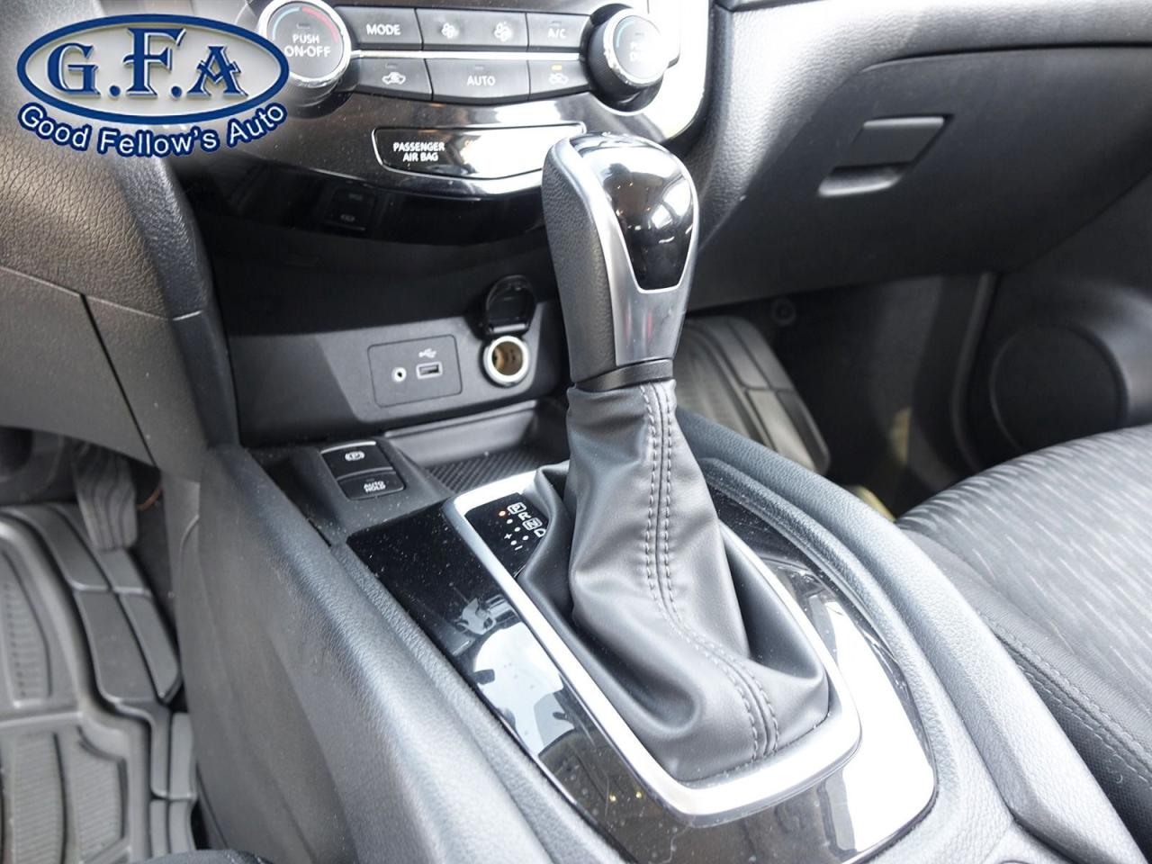 2020 Nissan Rogue AWD SV - Photo #13