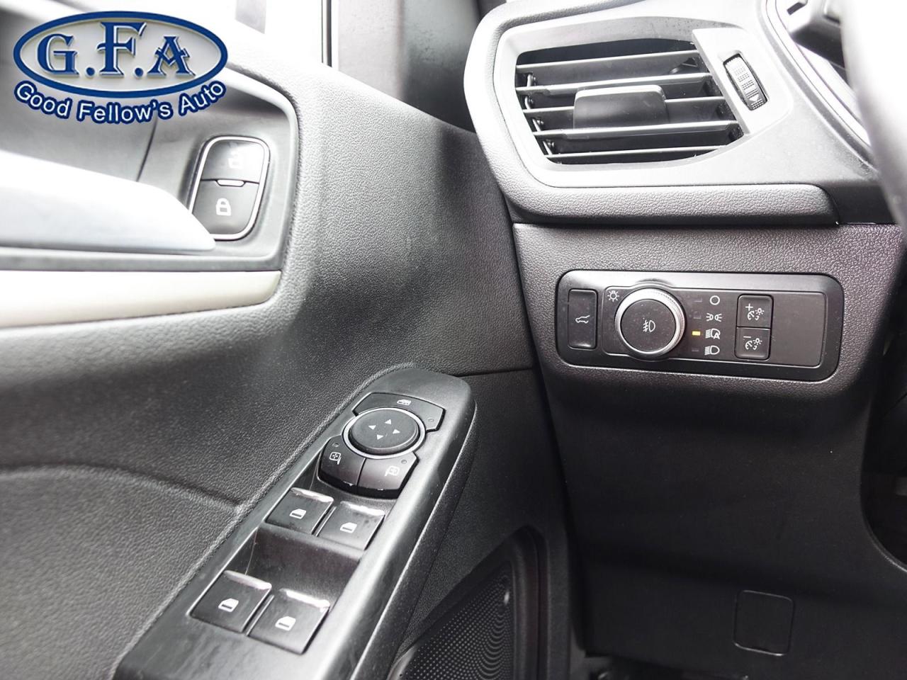 2022 Ford Escape SEL MODEL, AWD, LEATHER SEATS, PANORAMIC ROOF, NAV - Photo #17