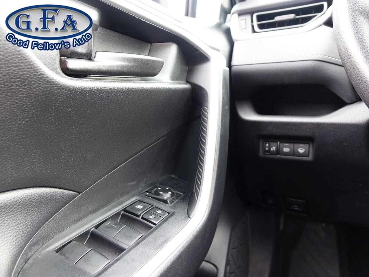 2020 Toyota RAV4 LE MODEL, HYBRID, AWD, HEATED SEATS, ALLOY WHEELS, - Photo #18