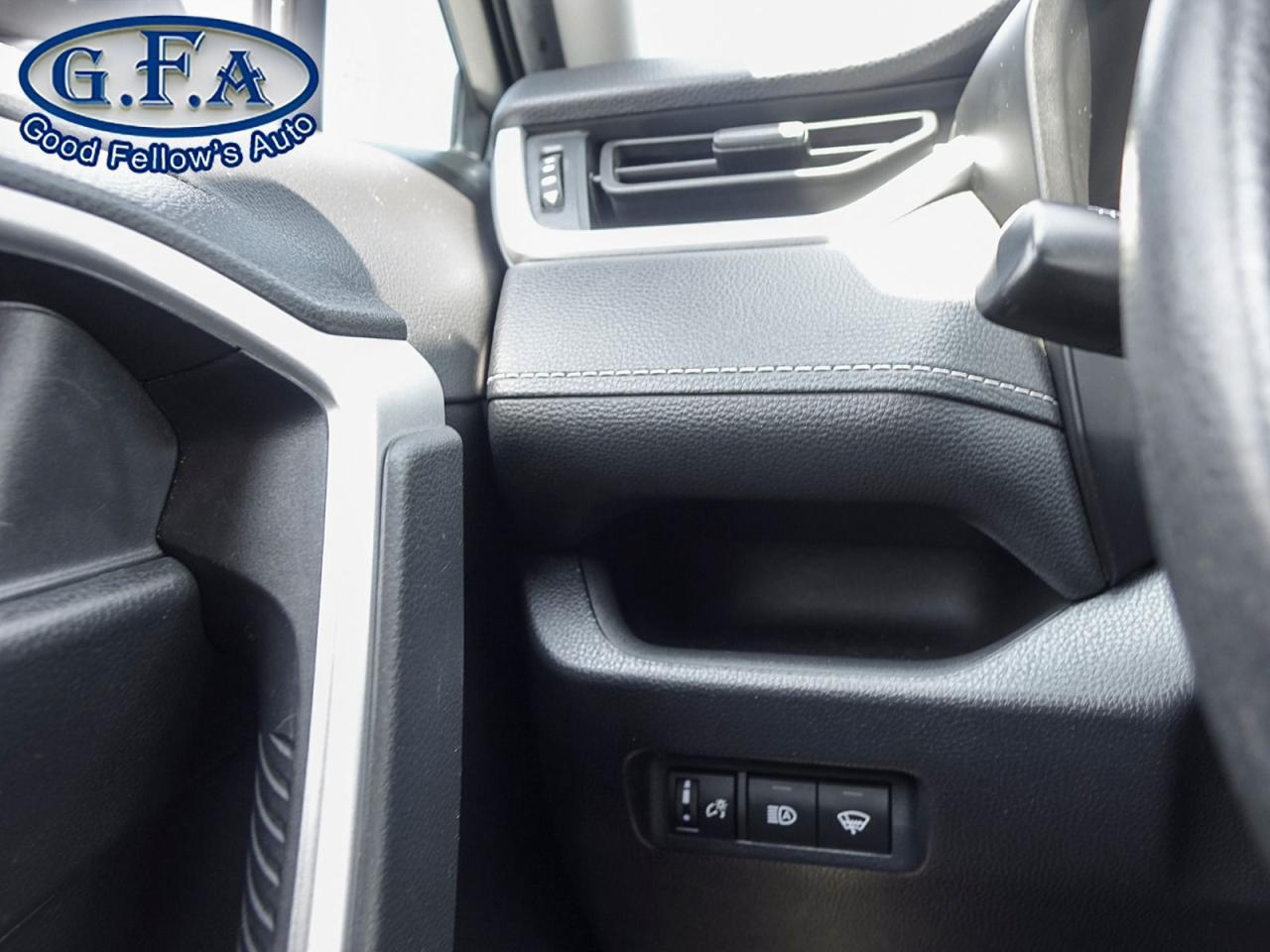 2022 Toyota RAV4 LE MODEL, AWD, REARVIEW CAMERA, HEATED SEATS, LANE - Photo #19
