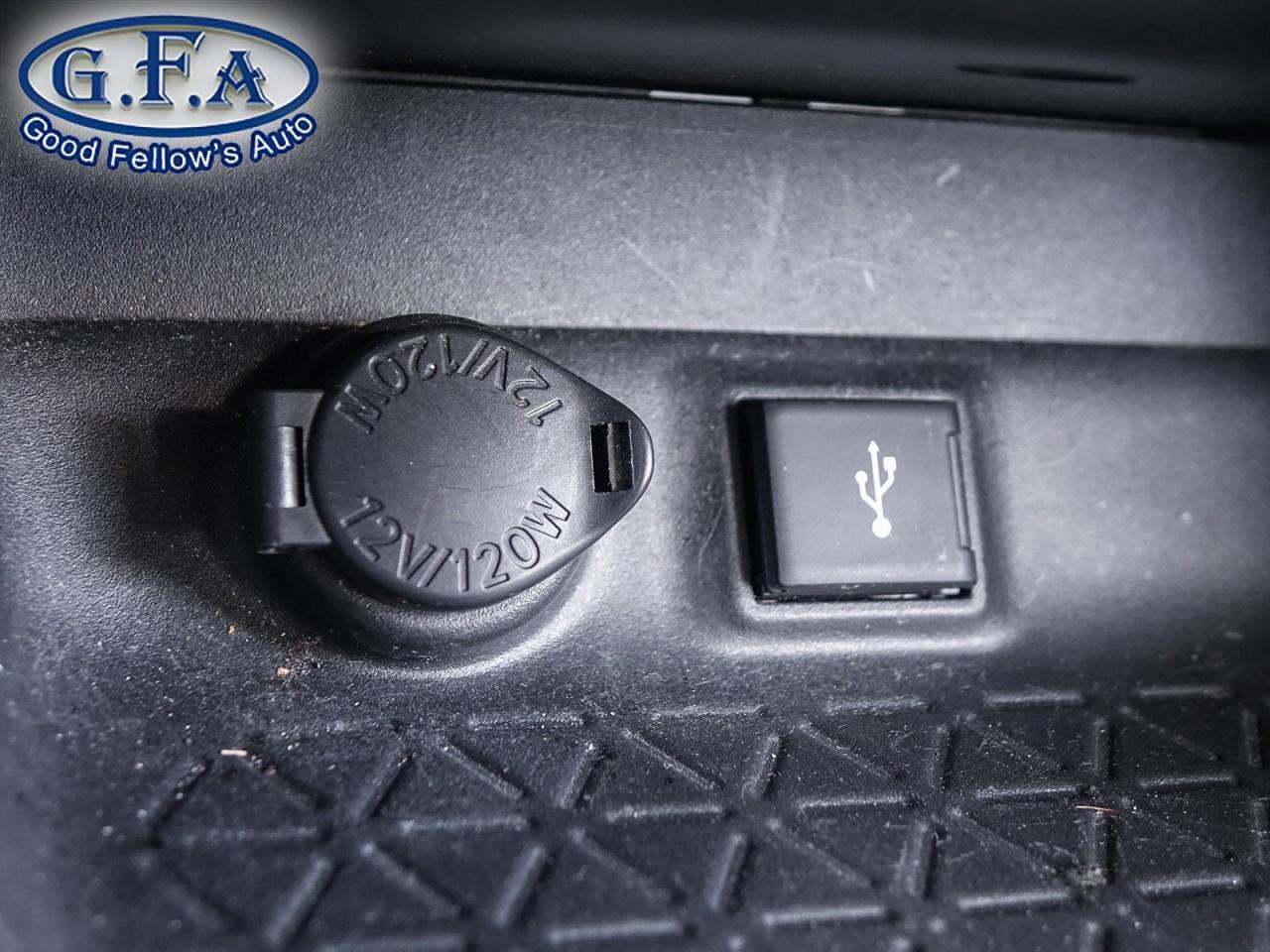 2022 Toyota RAV4 LE MODEL, AWD, REARVIEW CAMERA, HEATED SEATS, LANE - Photo #16