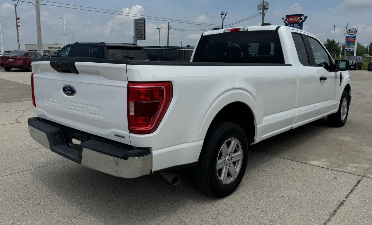 2021 Ford F-150 XLT 2WD SuperCab 8' Box Photo