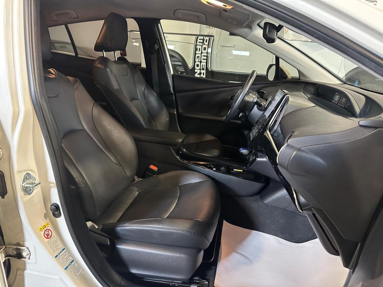 2019 Toyota Prius AWD | TECHNOLOGY | HYBRID | VARIABLE / CVT | 4 CLY - Photo #12