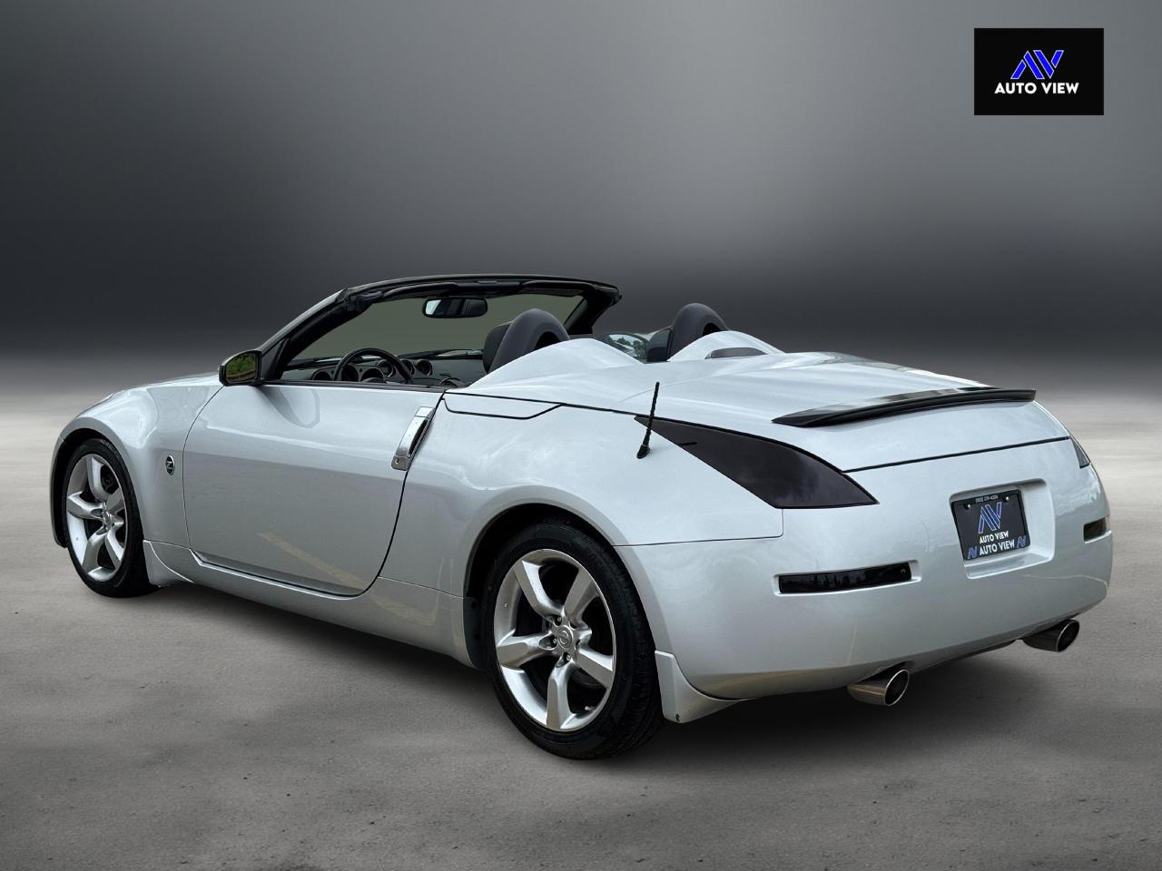 2006 Nissan 350Z Roadster Touring **LOW KM'S** - Photo #7