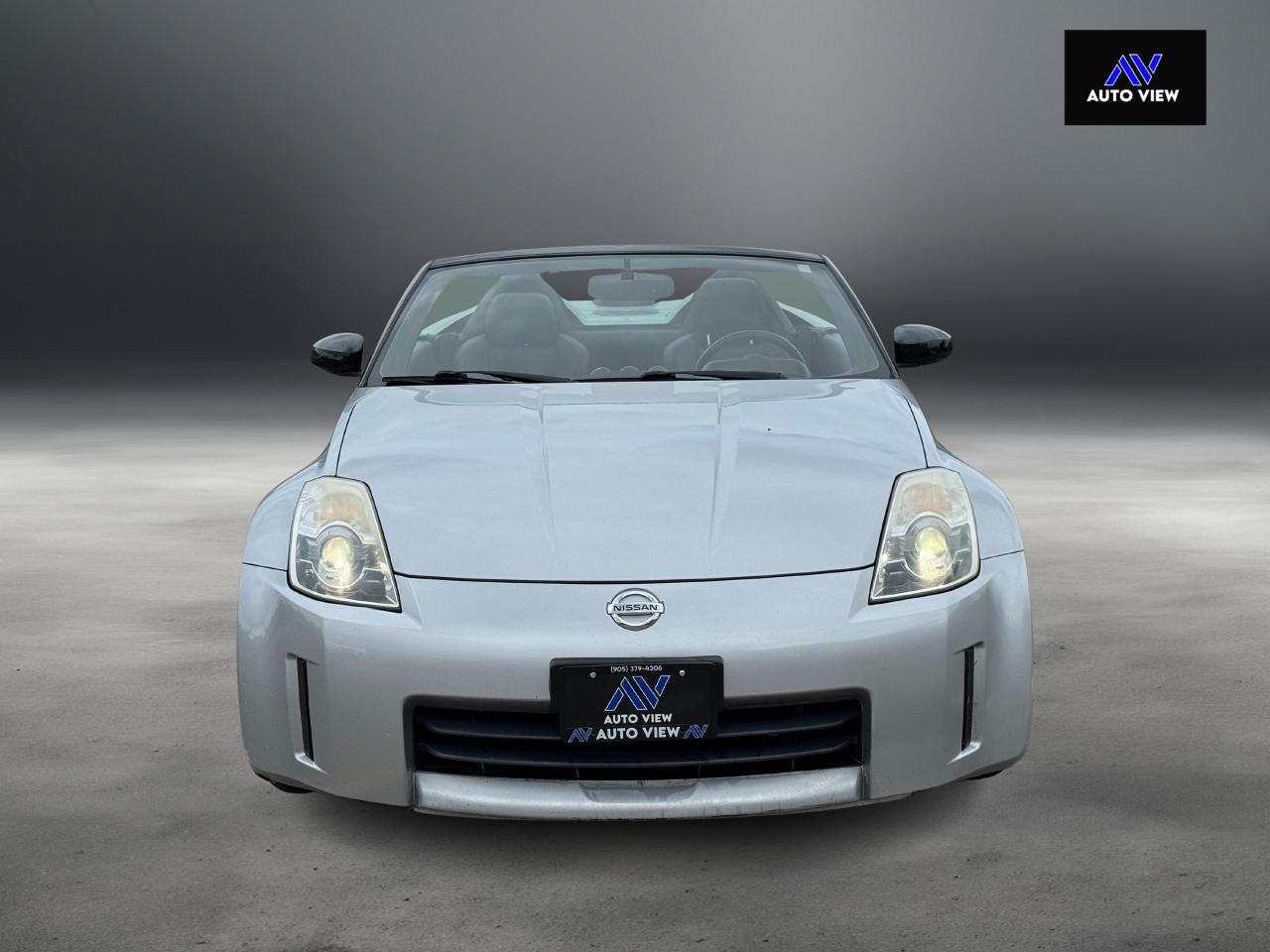 2006 Nissan 350Z Roadster Touring **LOW KM'S** - Photo #2