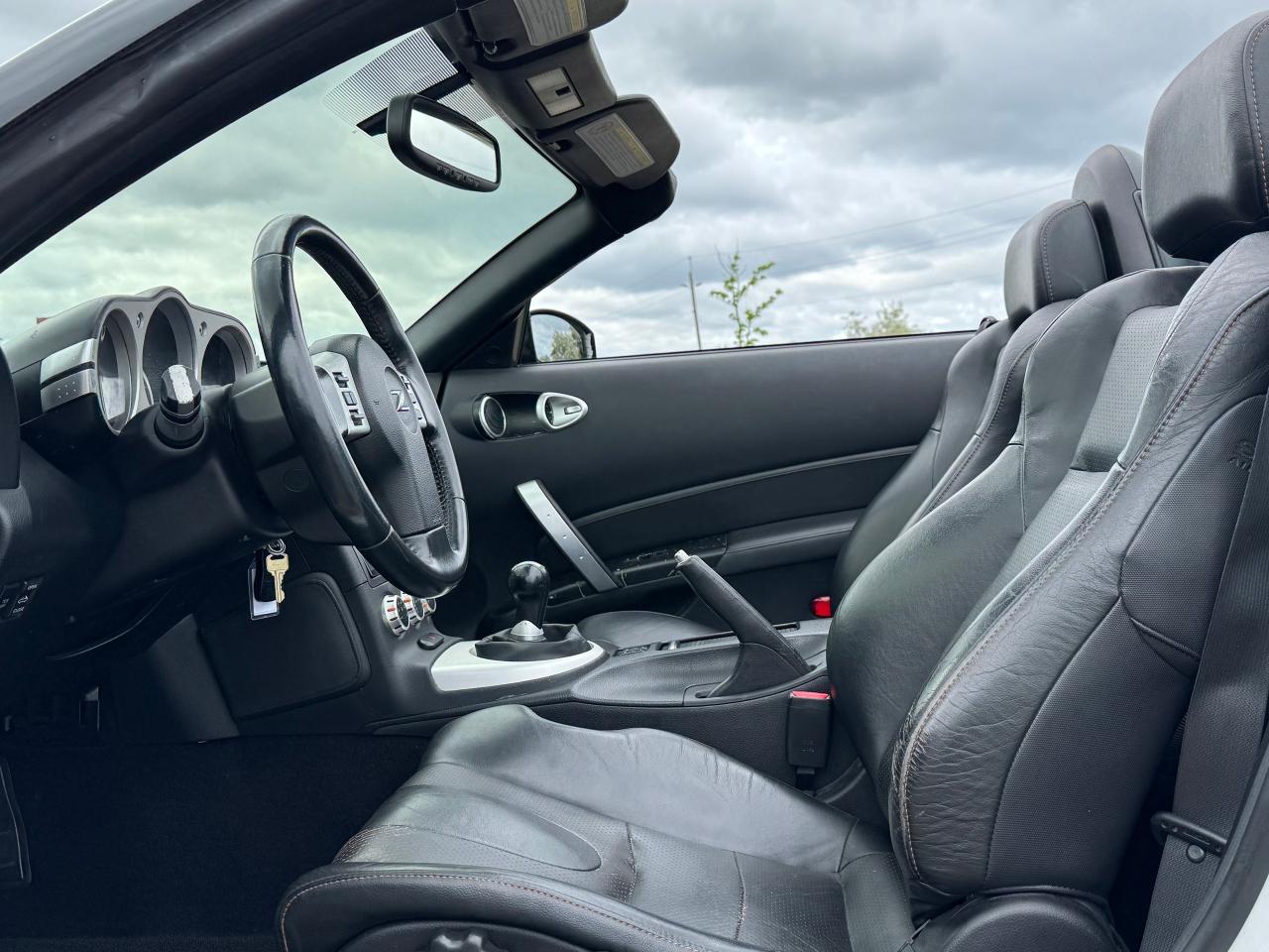 2006 Nissan 350Z Roadster Touring **LOW KM'S** - Photo #33