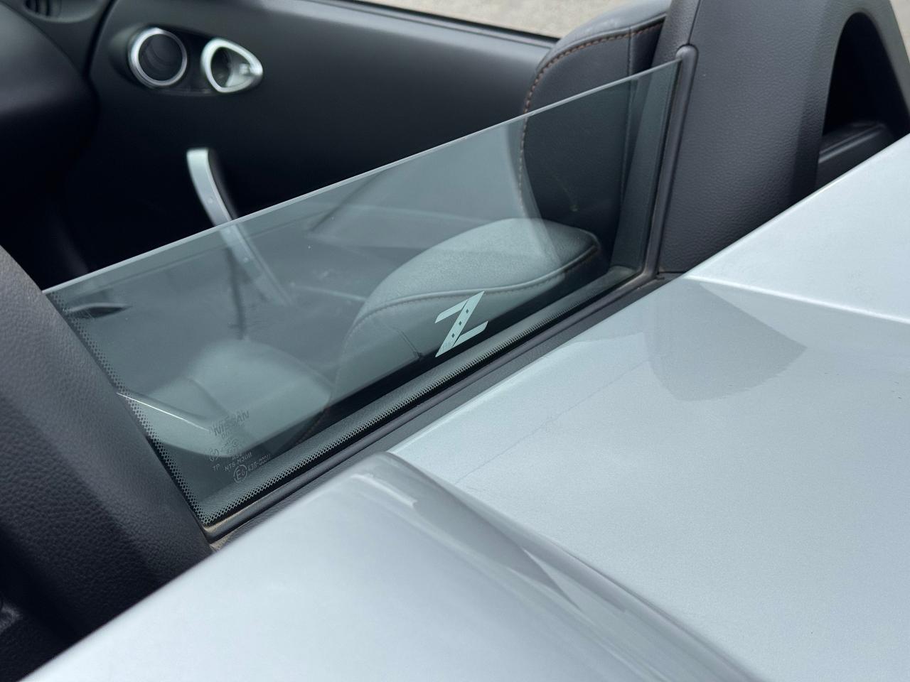 2006 Nissan 350Z Roadster Touring **LOW KM'S** - Photo #17