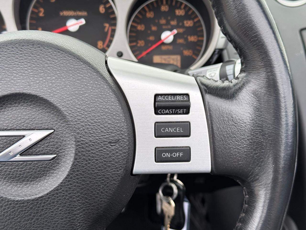 2006 Nissan 350Z Roadster Touring **LOW KM'S** - Photo #25