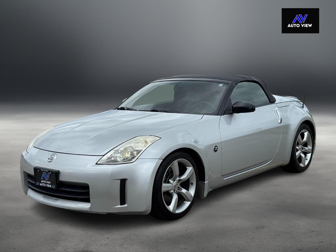 2006 Nissan 350Z Roadster Touring **LOW KM'S** - Photo #10