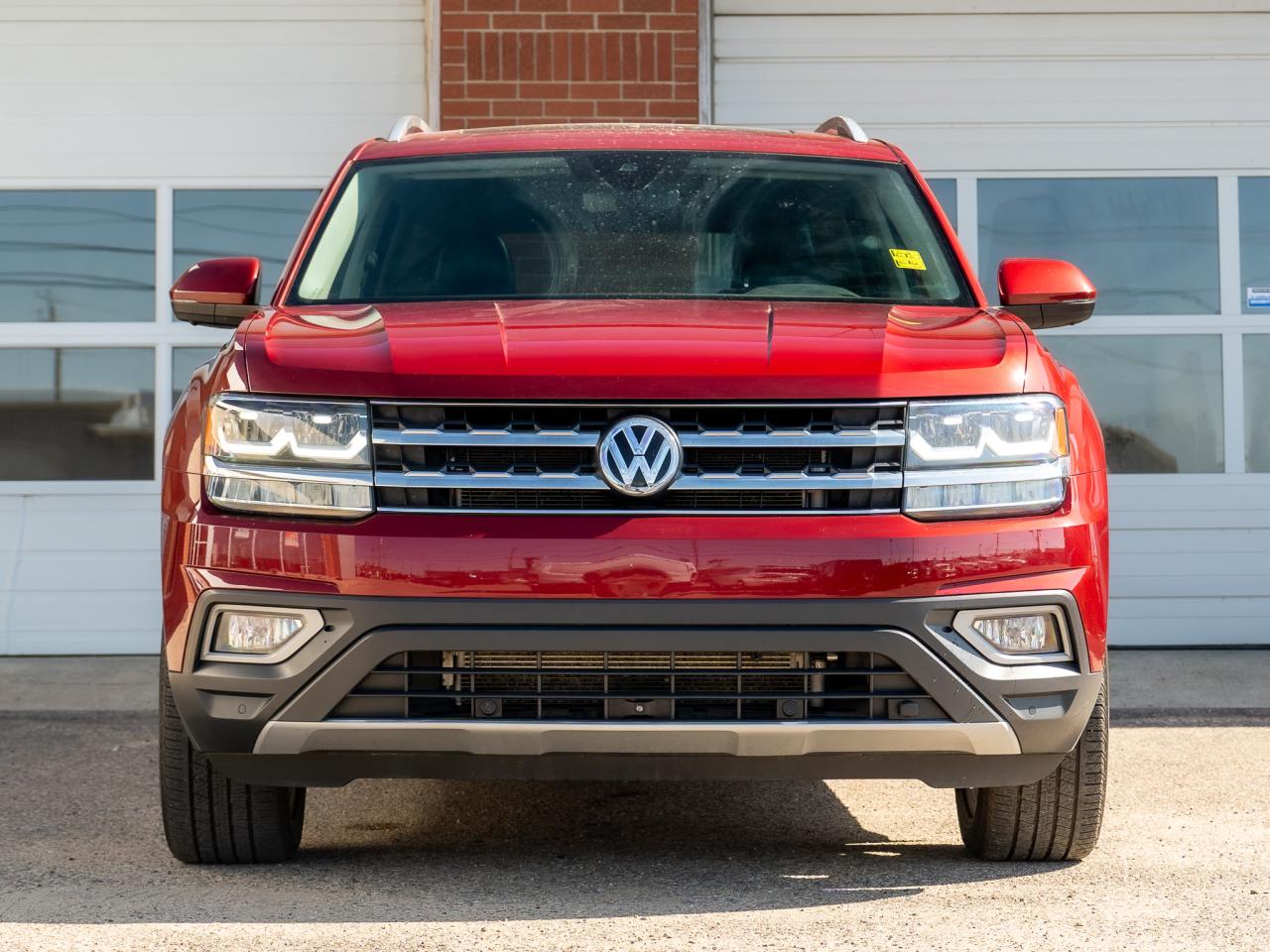 2018 Volkswagen Atlas EXECLINE - Photo #2