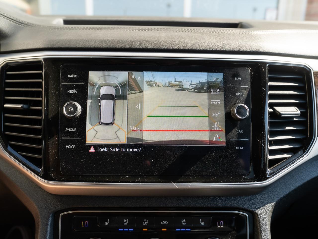 2018 Volkswagen Atlas EXECLINE - Photo #19