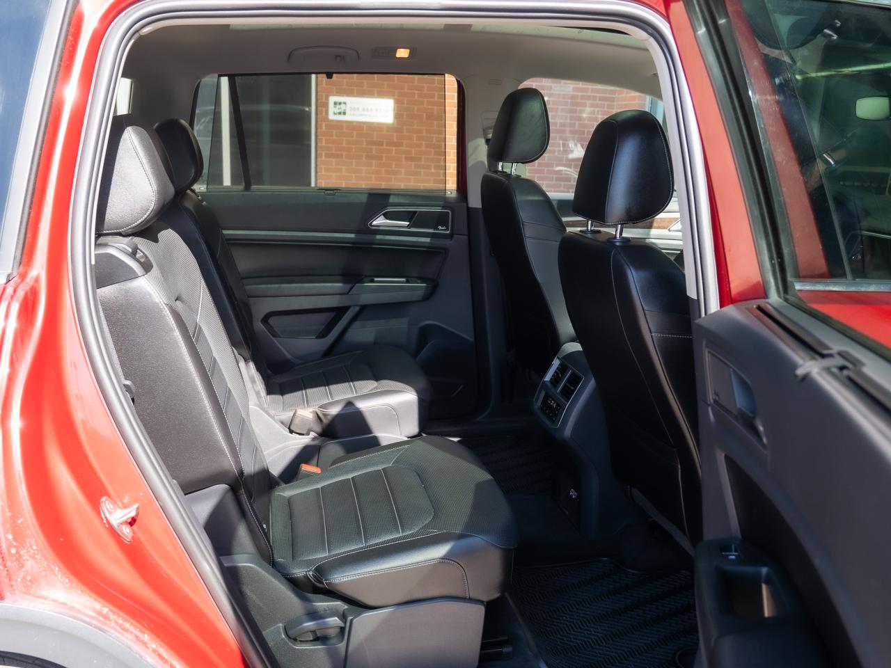 2018 Volkswagen Atlas EXECLINE - Photo #18