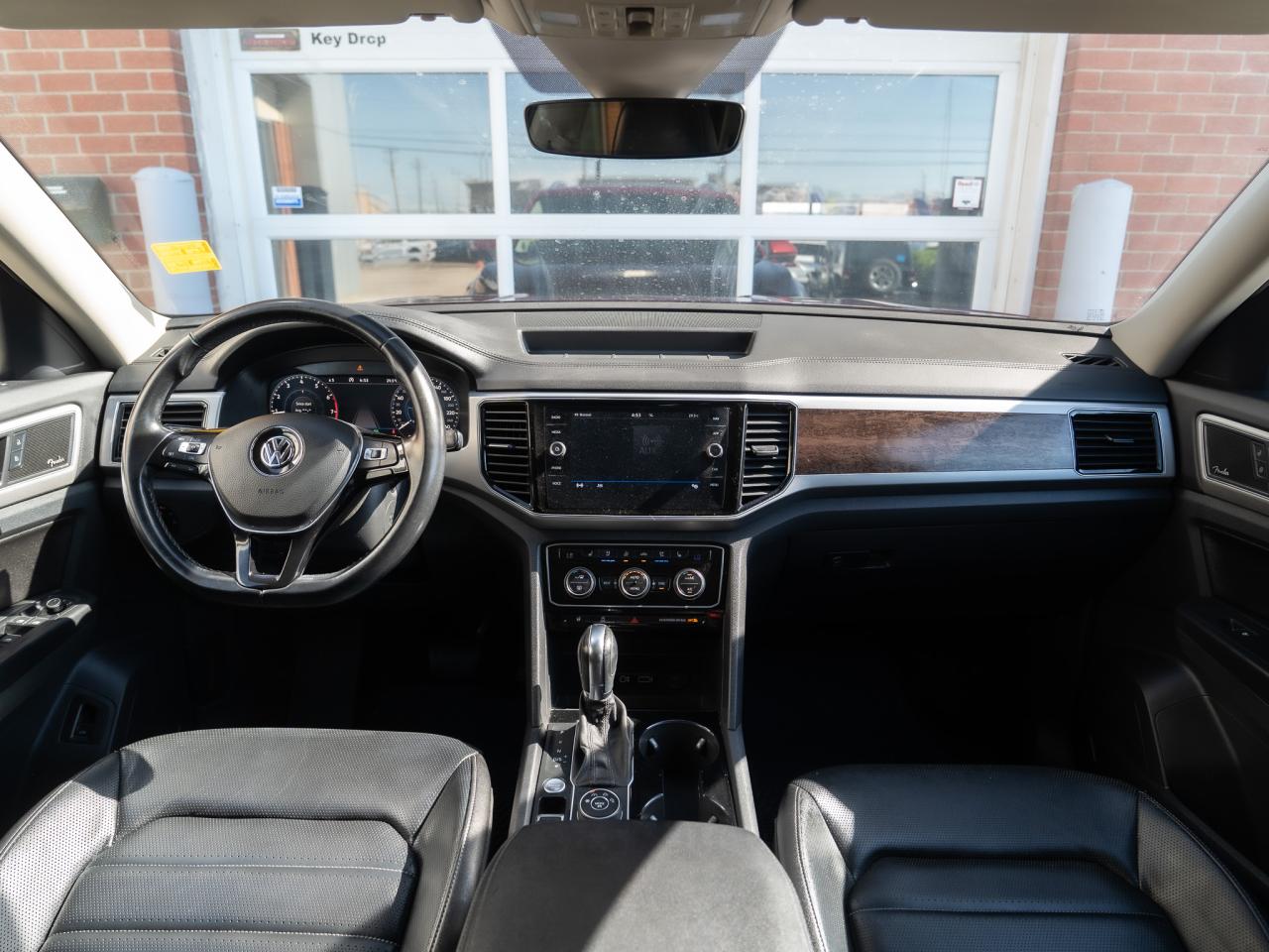 2018 Volkswagen Atlas EXECLINE - Photo #8