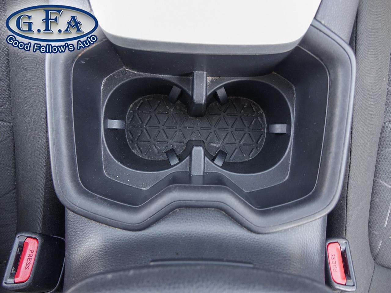 2022 Toyota RAV4 LE MODEL, AWD, REARVIEW CAMERA, HEATED SEATS, LANE - Photo #13