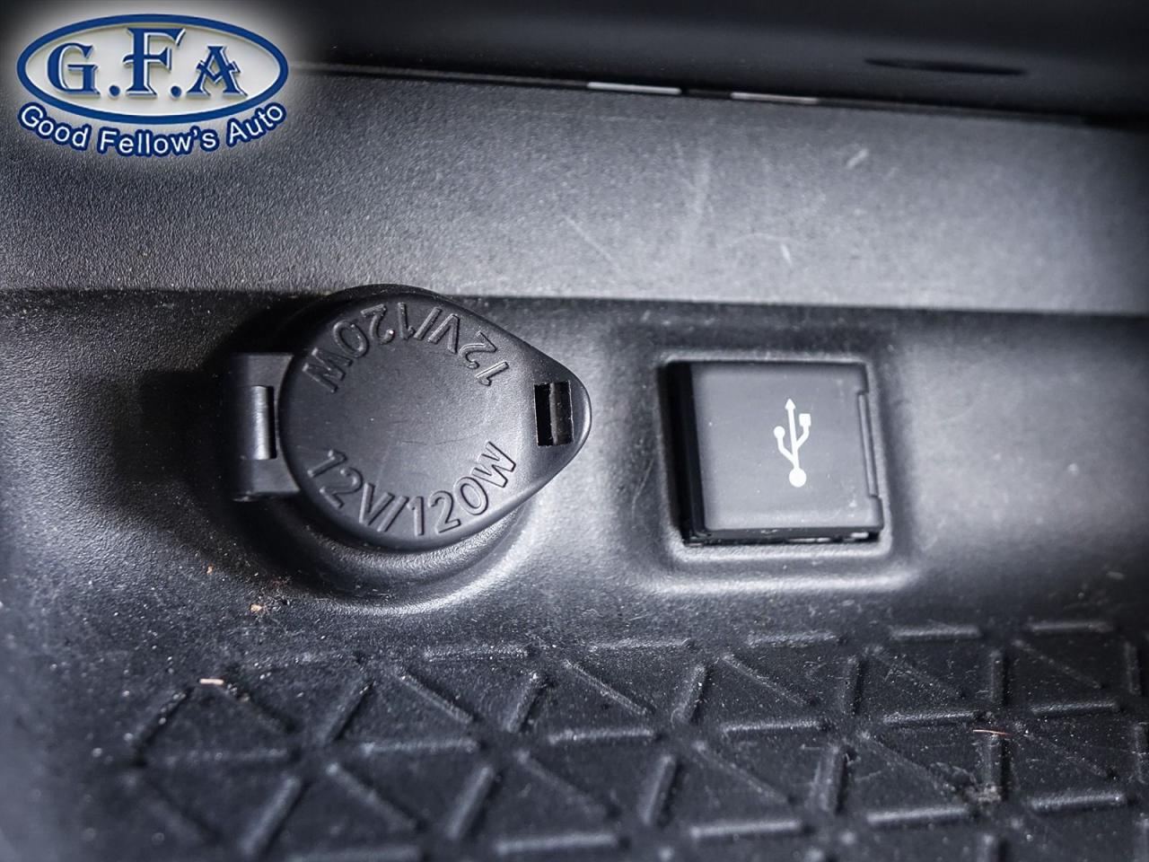 2022 Toyota RAV4 LE MODEL, AWD, REARVIEW CAMERA, HEATED SEATS, LANE - Photo #16