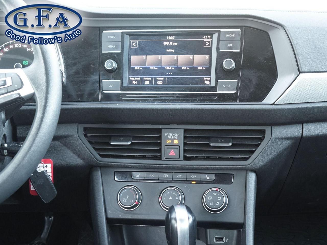 2019 Volkswagen Jetta COMFORTLINE, REARVIEW CAMERA, HEATED SEATS, ALLOY - Photo #11