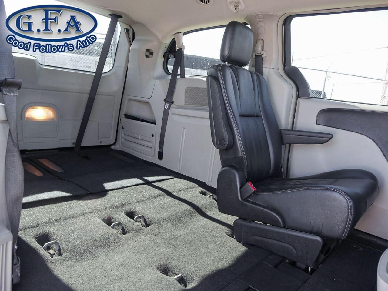 2016 Dodge Grand Caravan CREW PACKAGE, ALLOY WHEELS, LEATHER SEATS - Photo #9