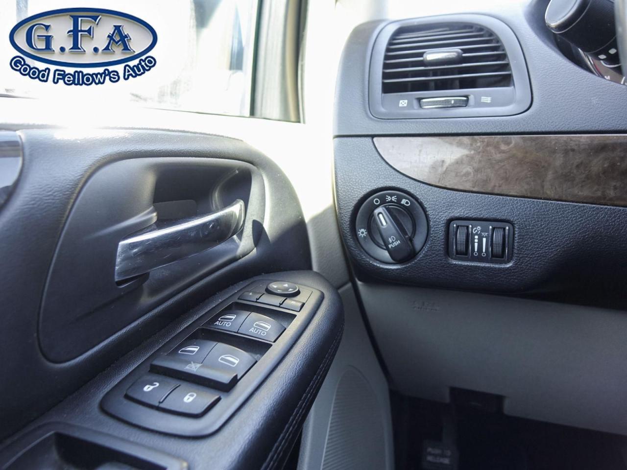2016 Dodge Grand Caravan CREW PACKAGE, ALLOY WHEELS, LEATHER SEATS - Photo #18