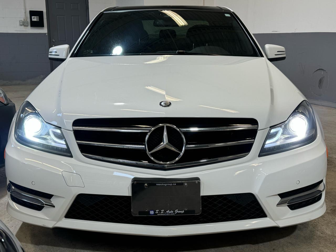 2014 Mercedes-Benz C 350 4MATIC|NAVI|BACKUP|BSM|PANO|ACTIVE BRAKE| - Photo #2