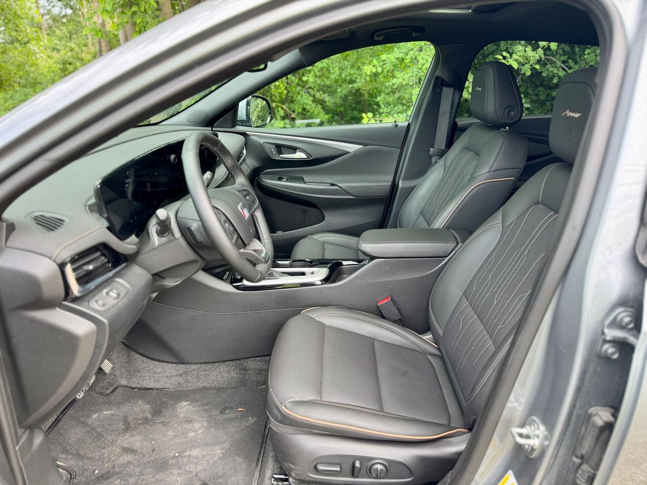 2025 Buick Envista Avenir - Photo #28