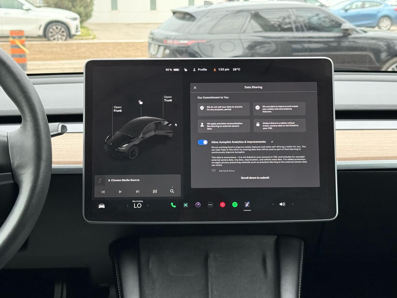 2022 Tesla Model Y Long Range FULLSELFDRIVING|NAVI|BACKUP - Photo #9