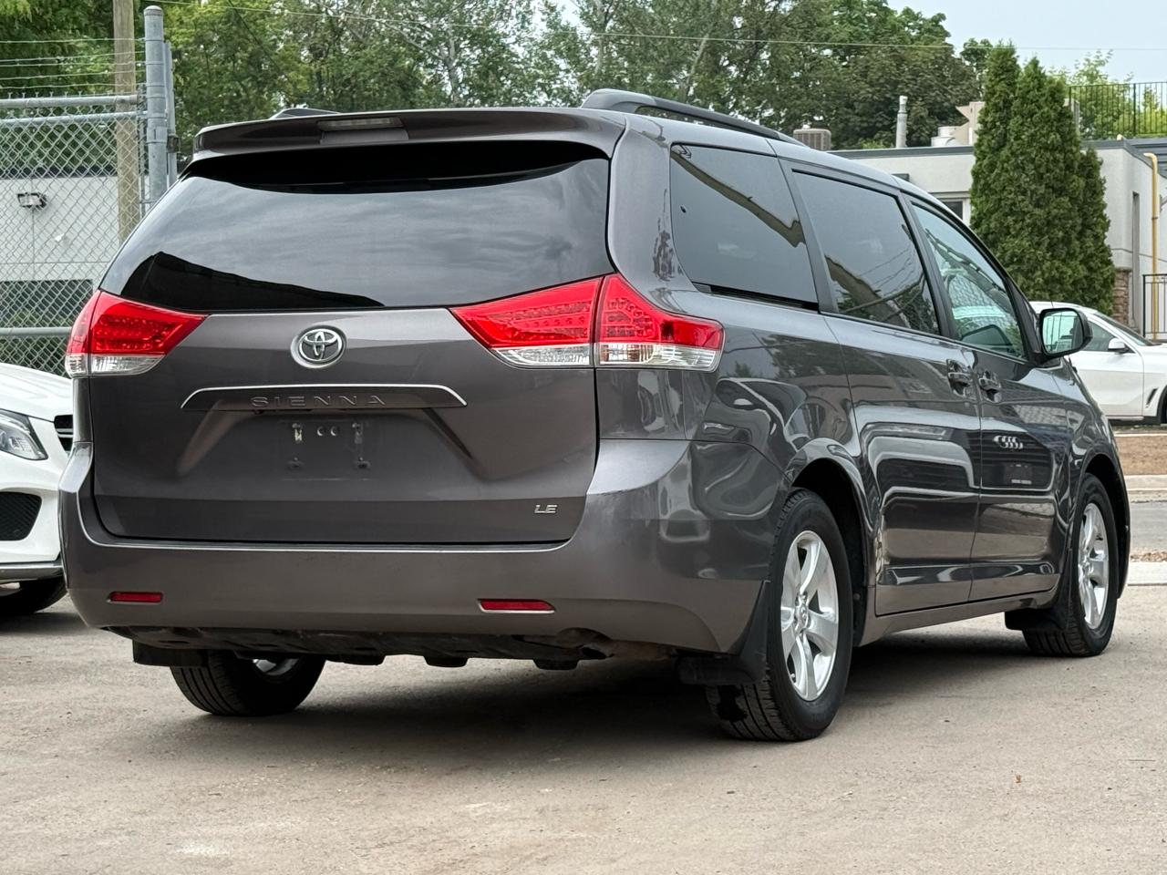 2014 Toyota Sienna ***SOLD/RESERVED*** - Photo #3