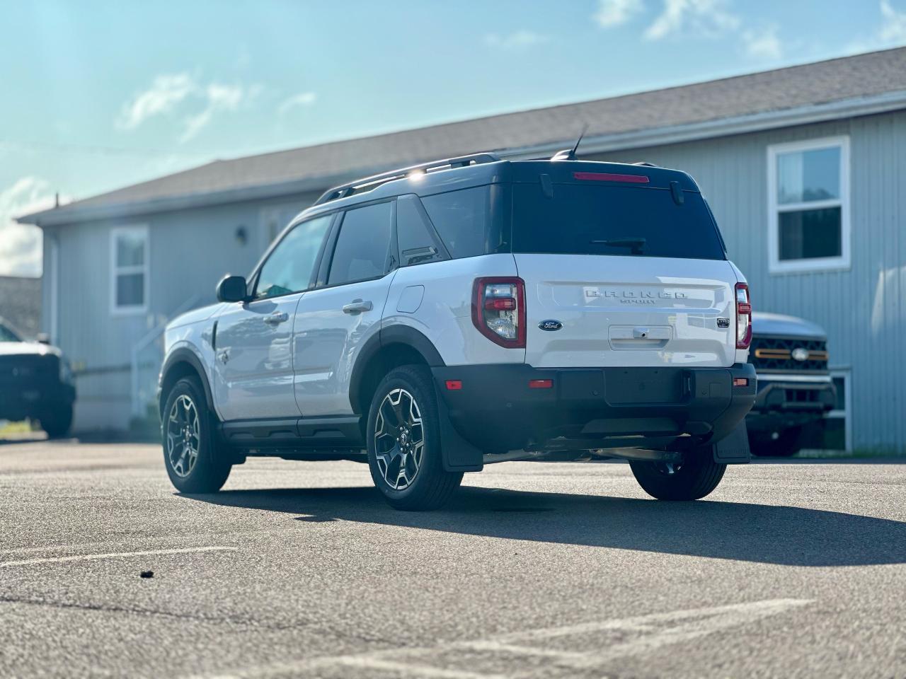 2025 Ford Bronco Sport Outer Banks 4X4 Photo4