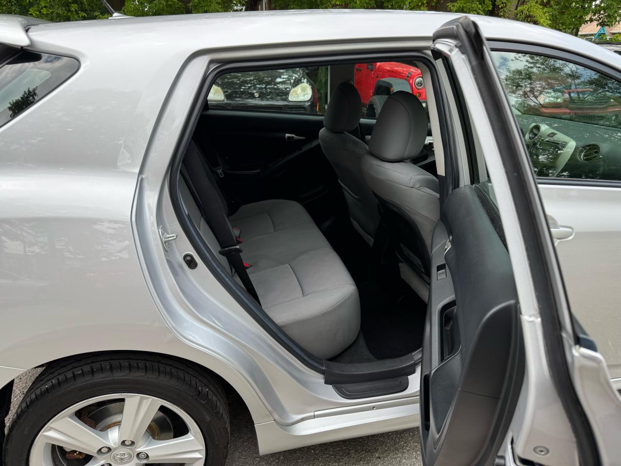 2010 Toyota Matrix XR - Photo #14