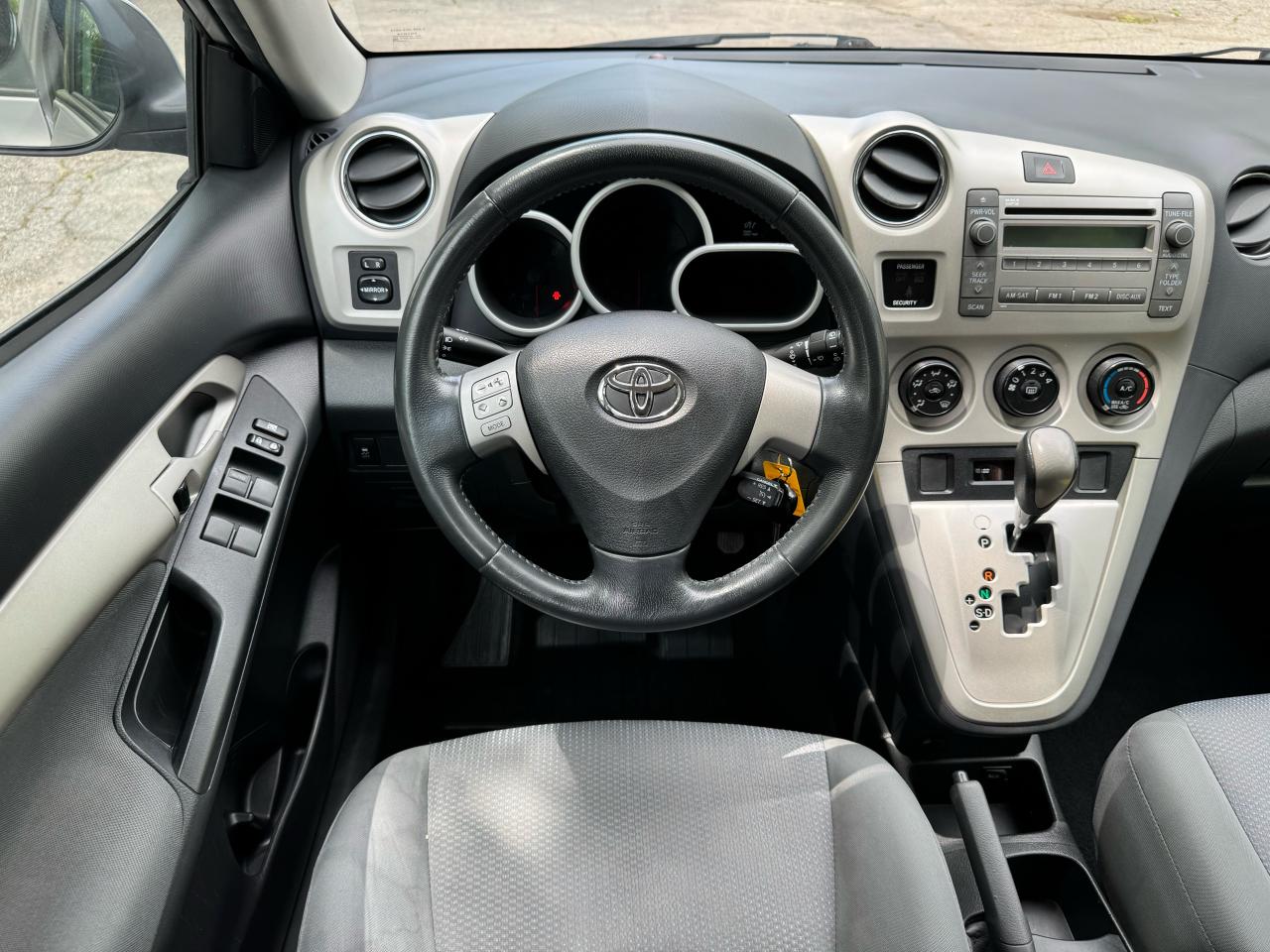 2010 Toyota Matrix XR - Photo #10
