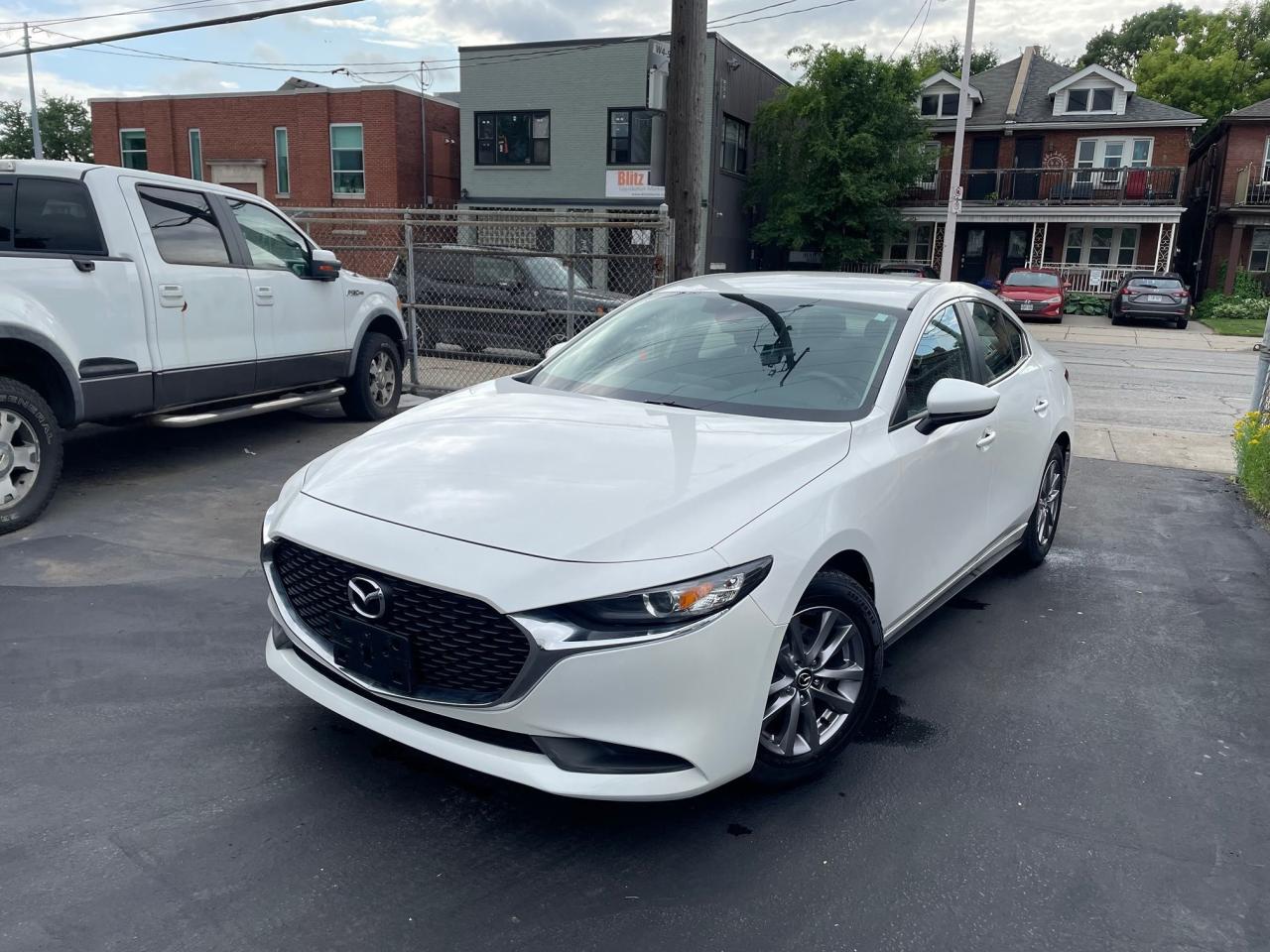Used 2019 Mazda MAZDA3 GX *REMOTE START, BACKUP CAM, HEATED SEATS* for sale in Hamilton, ON