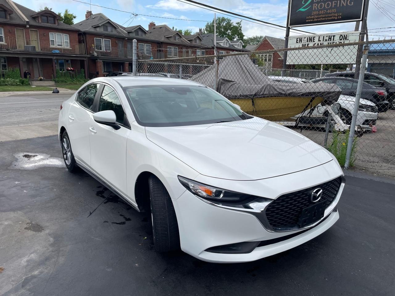 2019 Mazda MAZDA3 GX *REMOTE START, BACKUP CAM, HEATED SEATS* - Photo #3