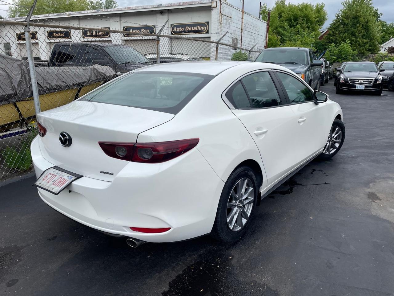 2019 Mazda MAZDA3 GX *REMOTE START, BACKUP CAM, HEATED SEATS* - Photo #4