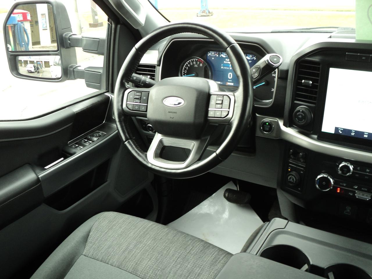 2022 Ford F-150 XLT SuperCrew XTR 4WD 5.0L8cyl 6.5' Box HeatedSeat - Photo #18