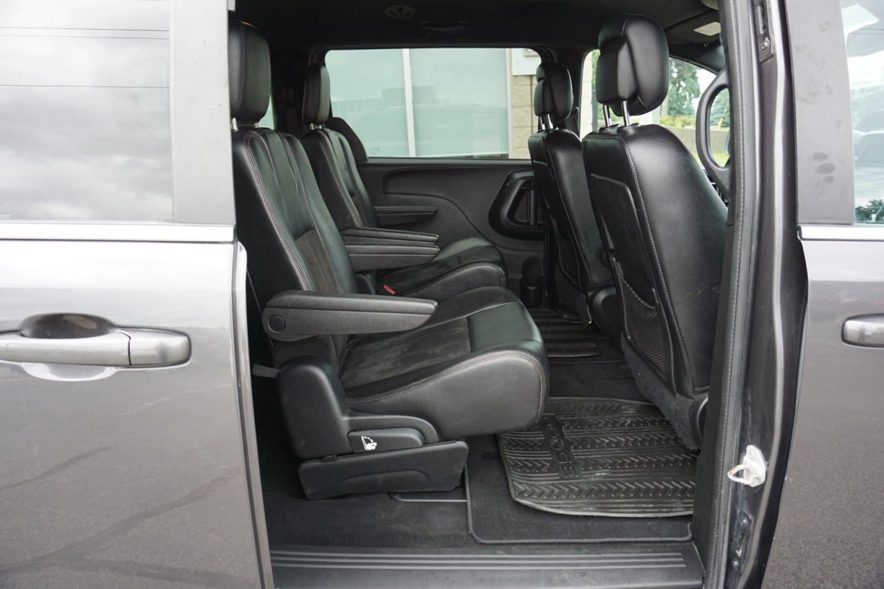 2019 Dodge Grand Caravan SXT-35th ANNIVERSARY PKG CERTIFIED *1 OWNER*ACCIDENT FREE* CAMERA BLUETOOTH LEATHER CRUISE ALLOYS - Photo #17