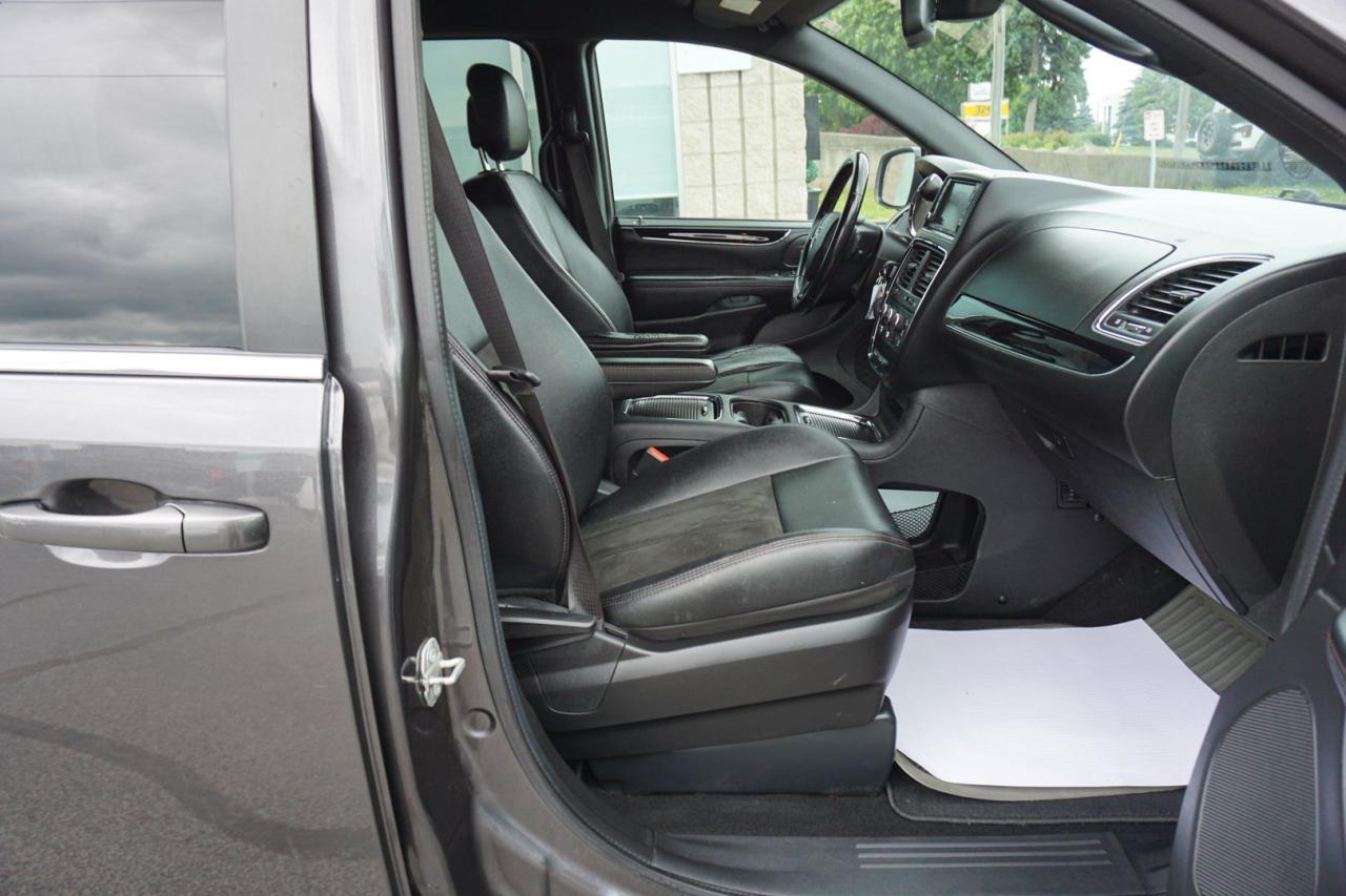 2019 Dodge Grand Caravan SXT-35th ANNIVERSARY PKG CERTIFIED *1 OWNER*ACCIDENT FREE* CAMERA BLUETOOTH LEATHER CRUISE ALLOYS - Photo #19