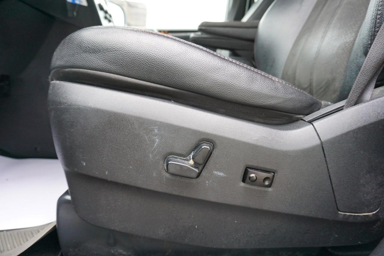 2019 Dodge Grand Caravan SXT-35th ANNIVERSARY PKG CERTIFIED *1 OWNER*ACCIDENT FREE* CAMERA BLUETOOTH LEATHER CRUISE ALLOYS - Photo #26