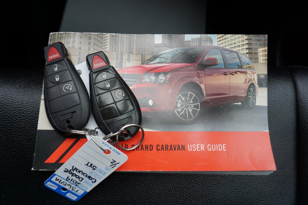 2019 Dodge Grand Caravan SXT-35th ANNIVERSARY PKG CERTIFIED *1 OWNER*ACCIDENT FREE* CAMERA BLUETOOTH LEATHER CRUISE ALLOYS - Photo #32