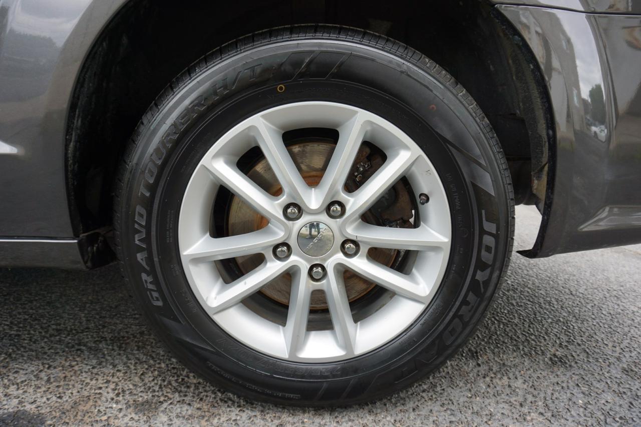 2019 Dodge Grand Caravan SXT-35th ANNIVERSARY PKG CERTIFIED *1 OWNER*ACCIDENT FREE* CAMERA BLUETOOTH LEATHER CRUISE ALLOYS - Photo #33