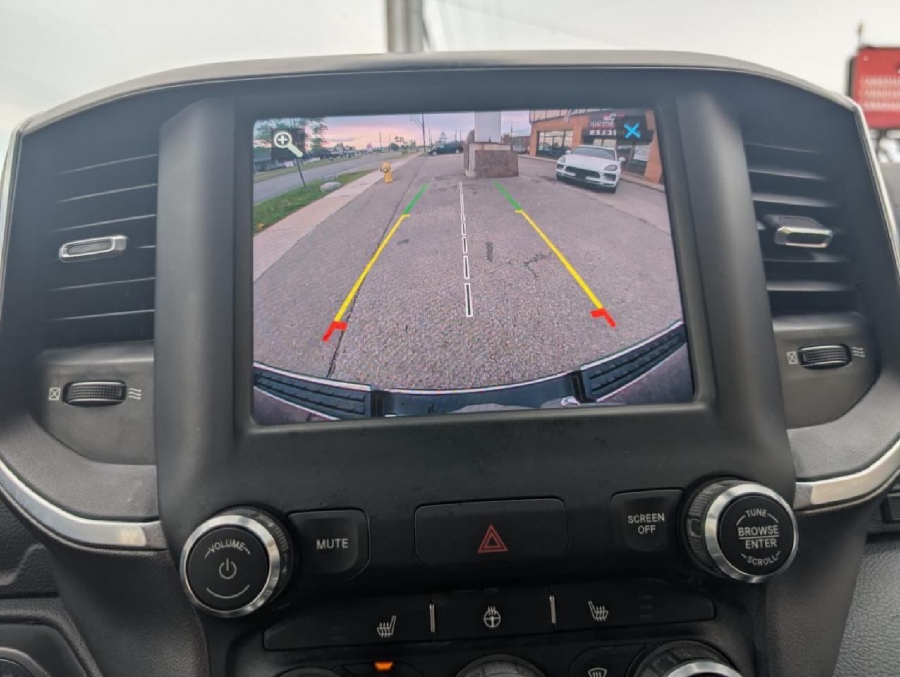 2019 RAM 1500 Big Horn - Photo #17