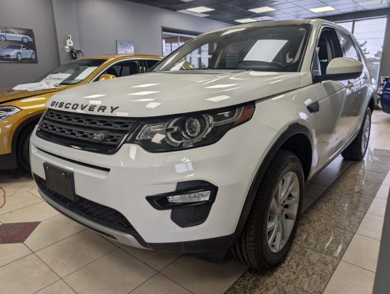 2017 Land Rover Discovery Sport HSE/ NAVI/ REAR CAM/ LEATHER - Photo #1