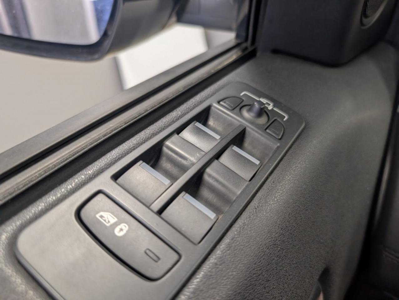 2017 Land Rover Discovery Sport HSE/ NAVI/ REAR CAM/ LEATHER - Photo #17