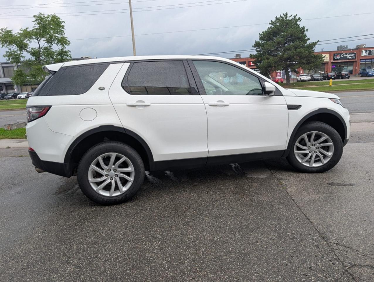 2017 Land Rover Discovery Sport HSE/ NAVI/ REAR CAM/ LEATHER/ BLIND SPOTS Photo